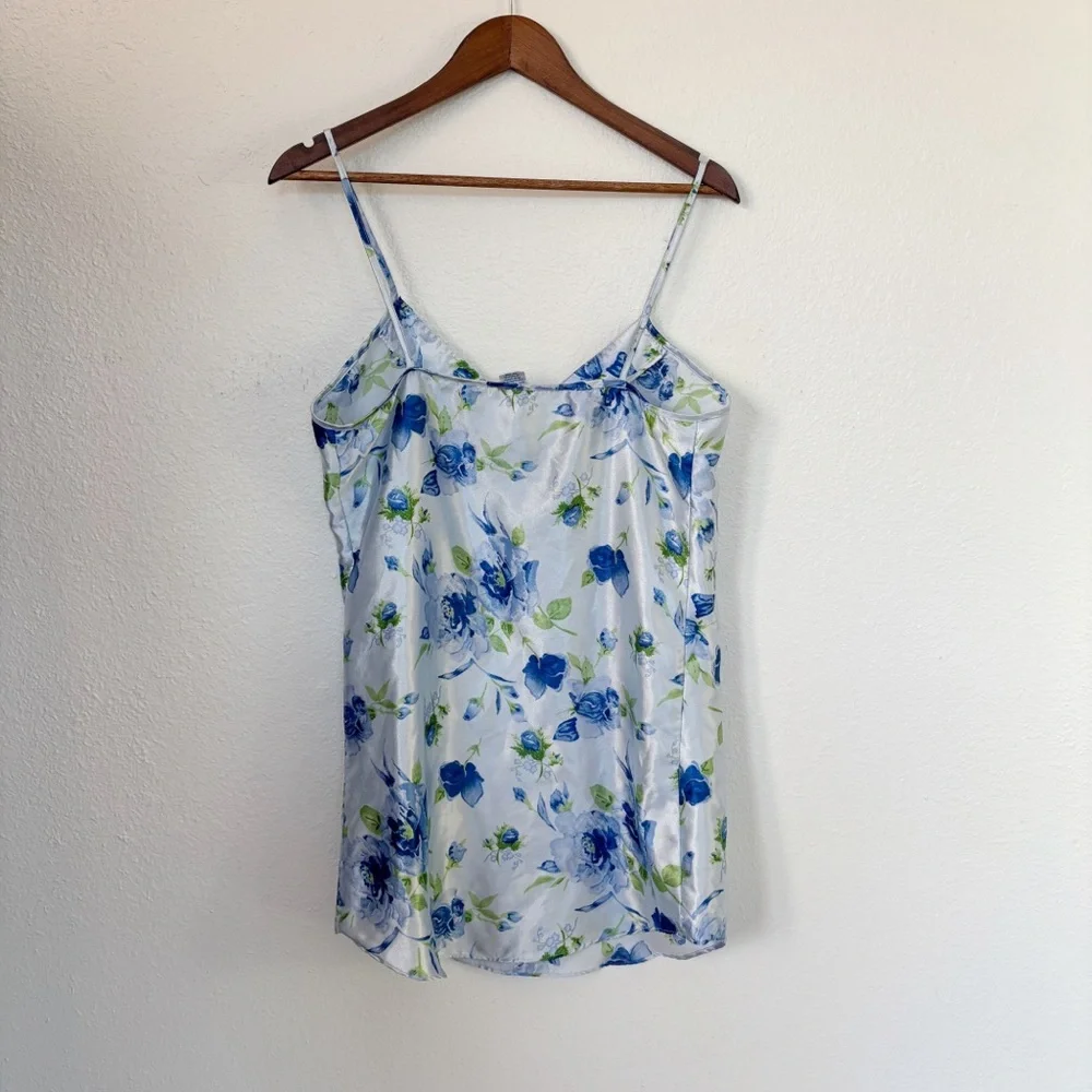 Vintage Pastel Blue Floral Satin Chemise - Picture 4 of 7